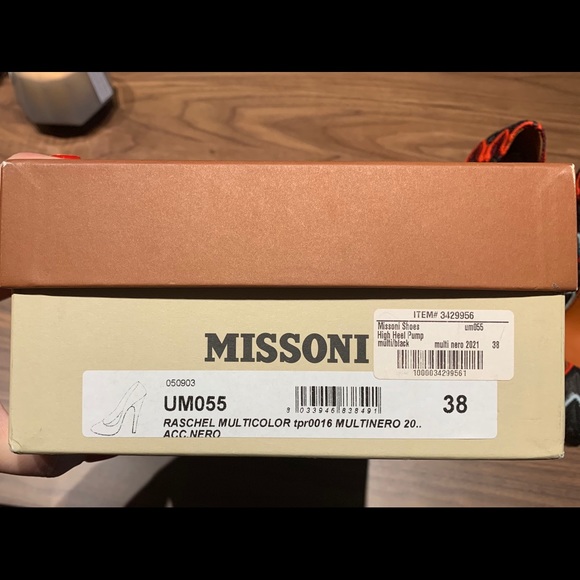 Missoni Raschel Pumps NEW in original box - Picture 3 of 5